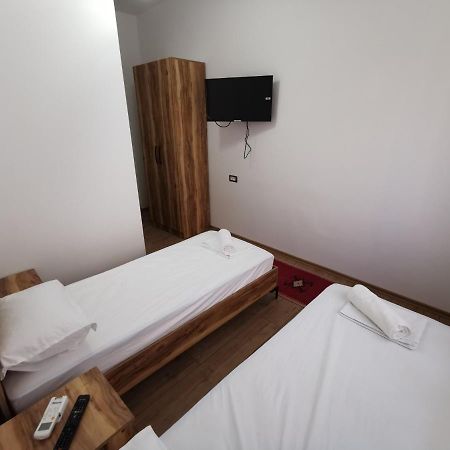 Bed and Breakfast Bujtina Valgent Берат Экстерьер фото