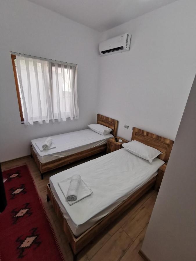 Bed and Breakfast Bujtina Valgent Берат Экстерьер фото