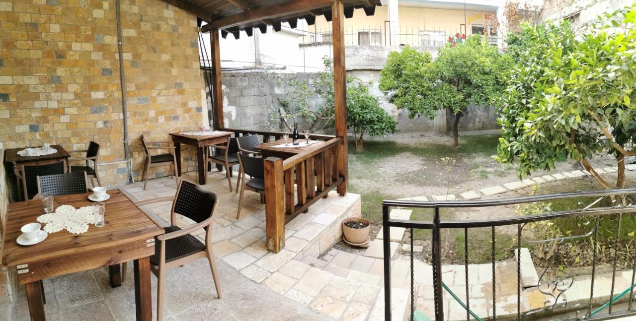 Bed and Breakfast Bujtina Valgent Берат Экстерьер фото